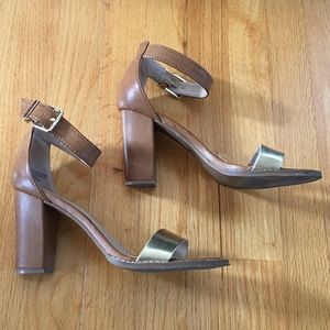 Express gold and leather heel